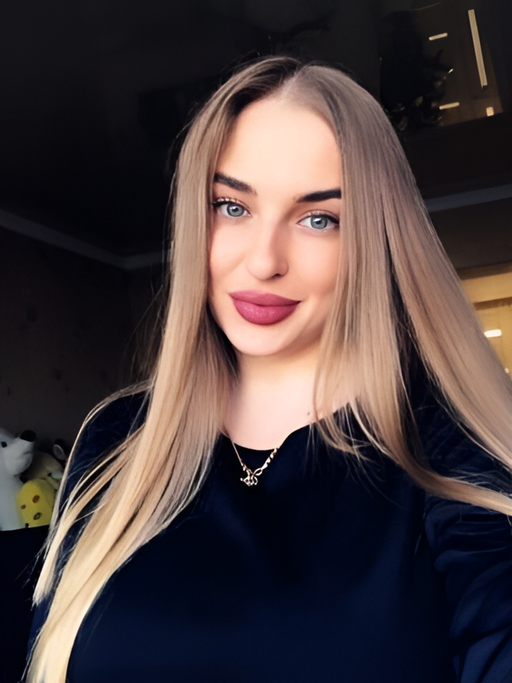 Алина привлекальеная девушка из Рубцовска цена от 2000 руб