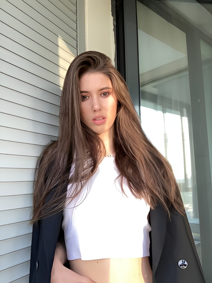 Лина привлекальеная девушка из Рубцовска цена от 3000 руб