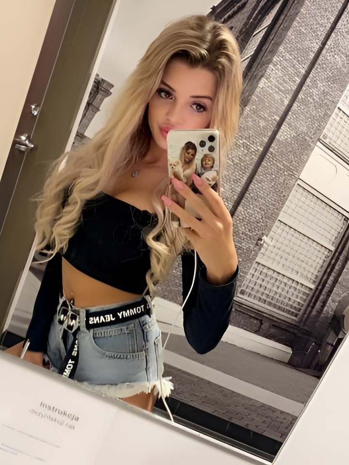 Роксана привлекальеная девушка из Рубцовска цена от 1500 руб