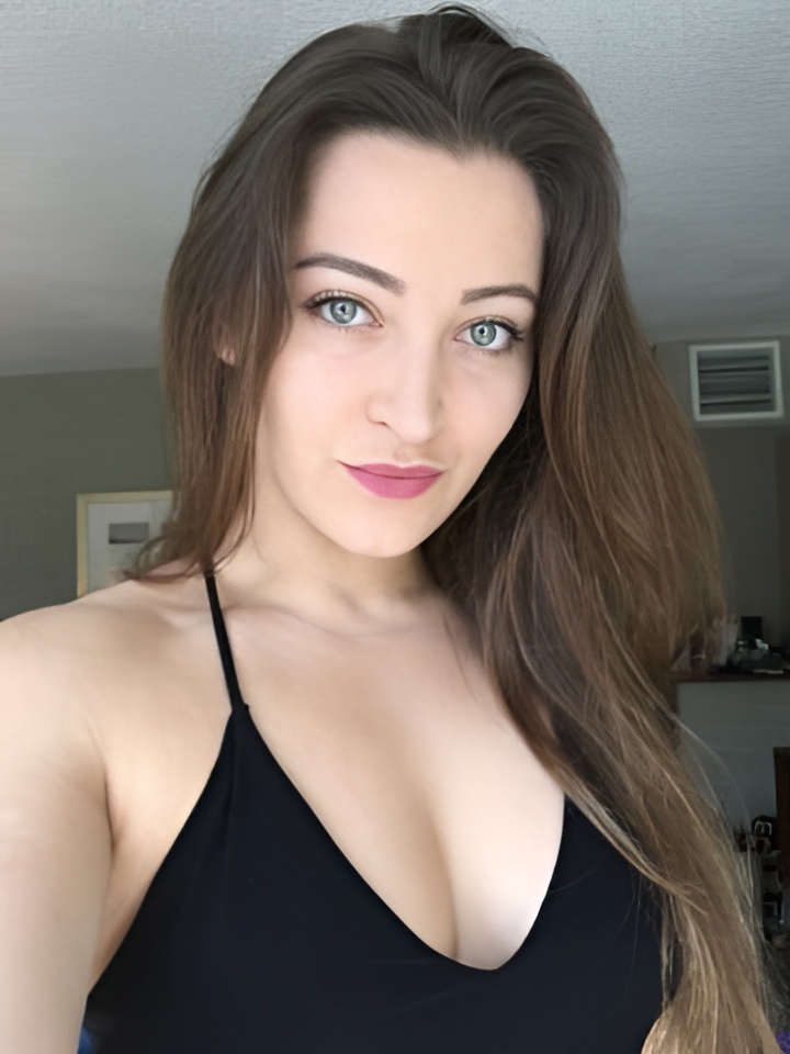 Виктория привлекальеная девушка из Рубцовска цена от 3000 руб