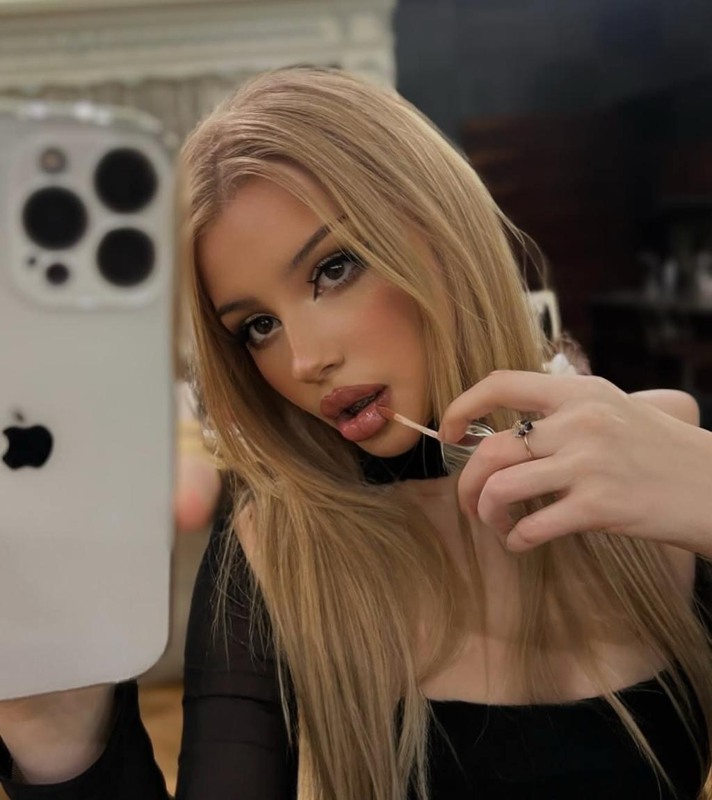 Индивидуалка Света, доступна для личного знакомства от 8000 руб