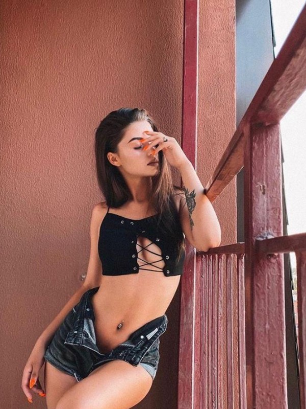 🎥 Лайма привлекательная девушка из Рубцовска цена от 5000 руб